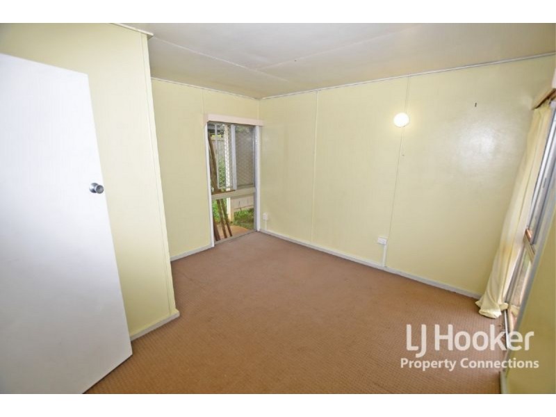 35 Andrew Street, Kallangur QLD 4503