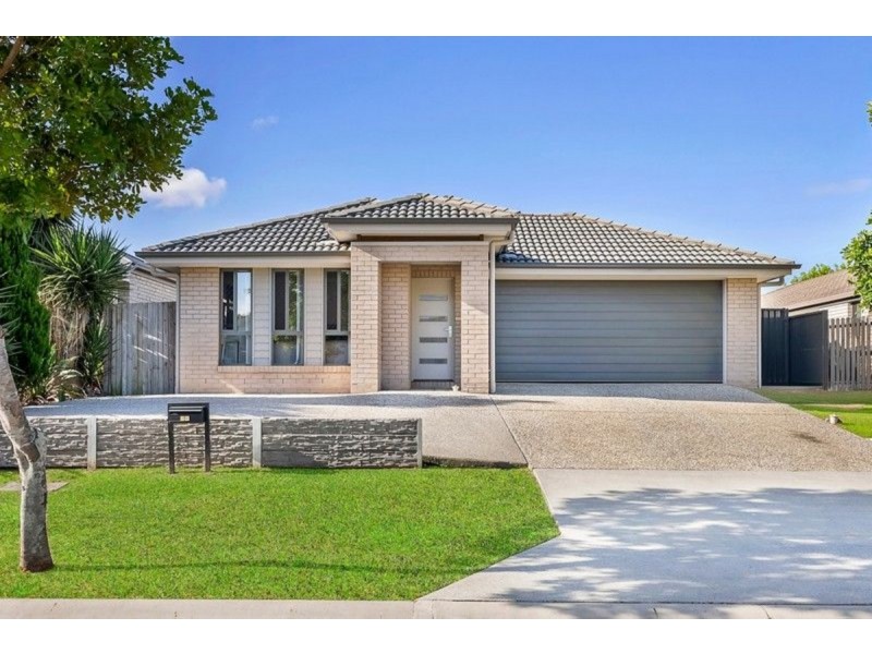 45 Benham Avenue, Kallangur QLD 4503