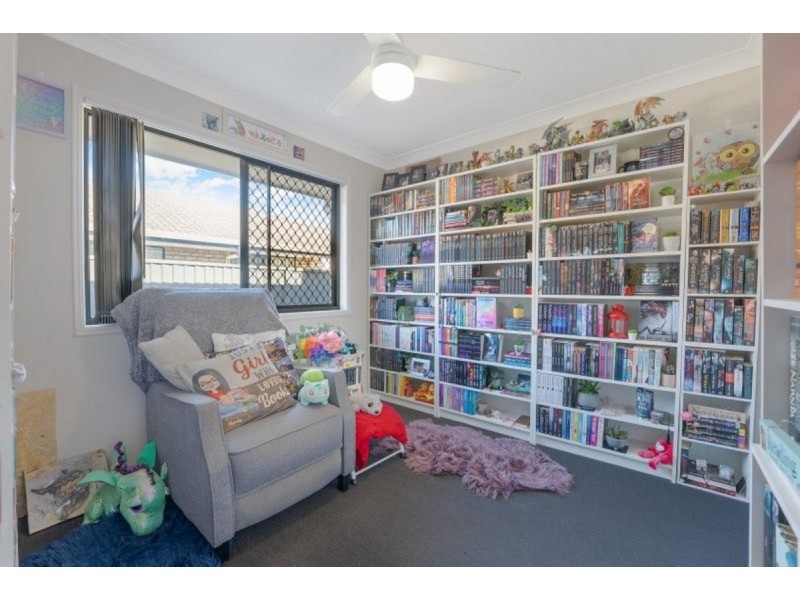 45 Benham Avenue, Kallangur QLD 4503