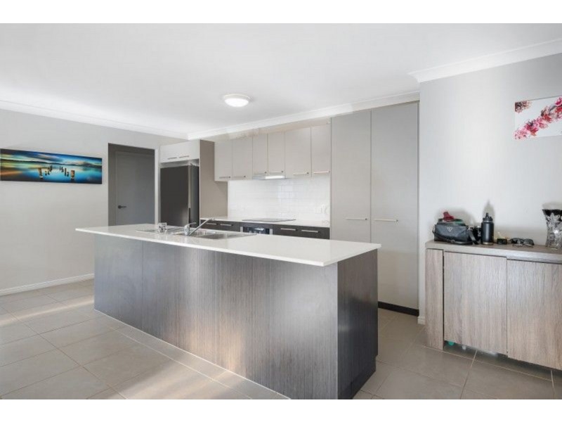 45 Benham Avenue, Kallangur QLD 4503