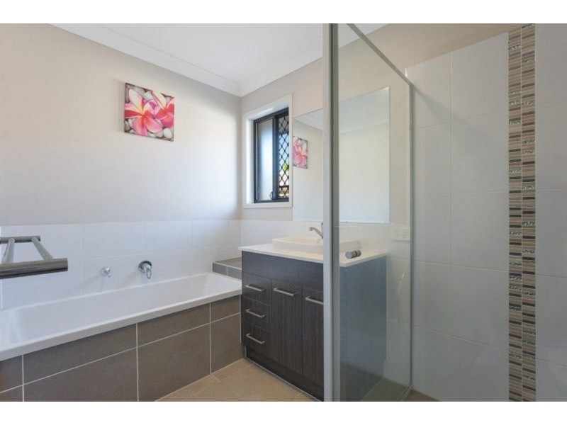 45 Benham Avenue, Kallangur QLD 4503