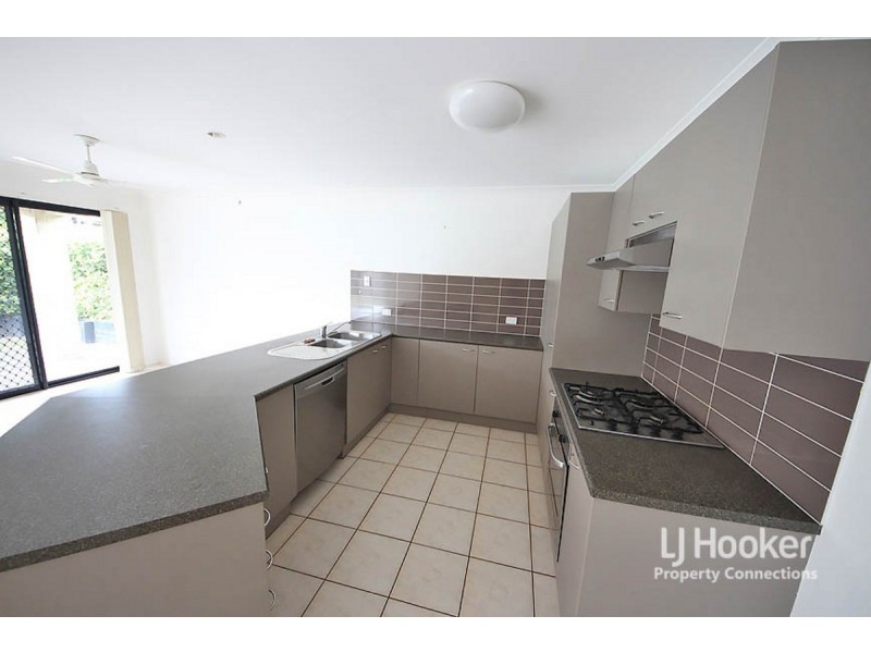 16 Diamond Avenue, Kallangur QLD 4503