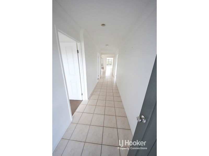 16 Diamond Avenue, Kallangur QLD 4503