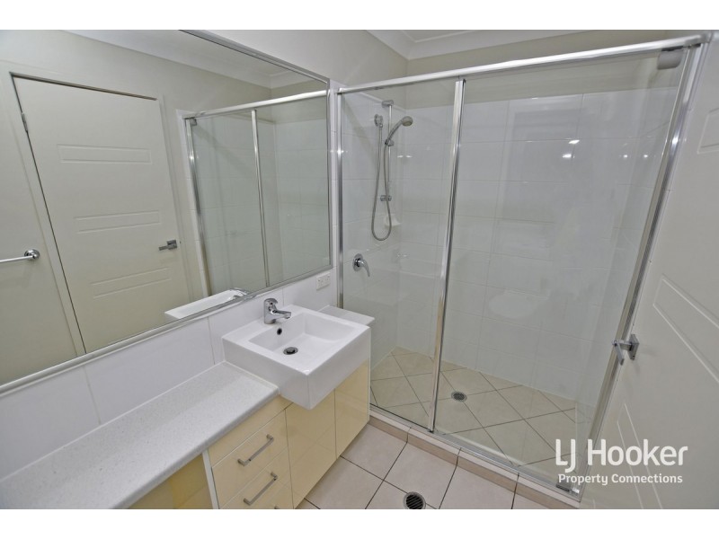 6 Elderflower Circuit, Griffin QLD 4503