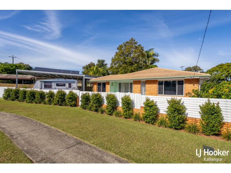 1 Crest Street, Kallangur QLD 4503