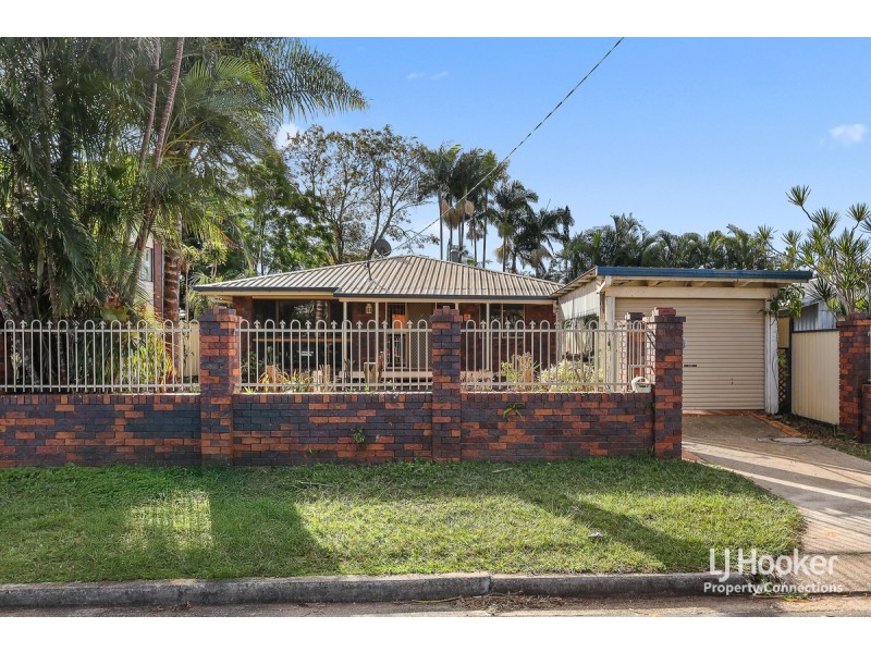 4 Paris Street, Kallangur QLD 4503