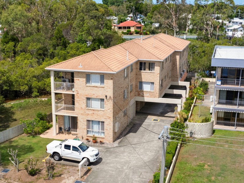 4/7 South Esplanade, Bongaree QLD 4507