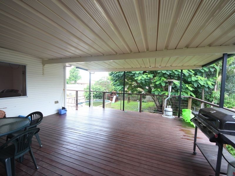 42 Andrew Street, Kallangur QLD 4503