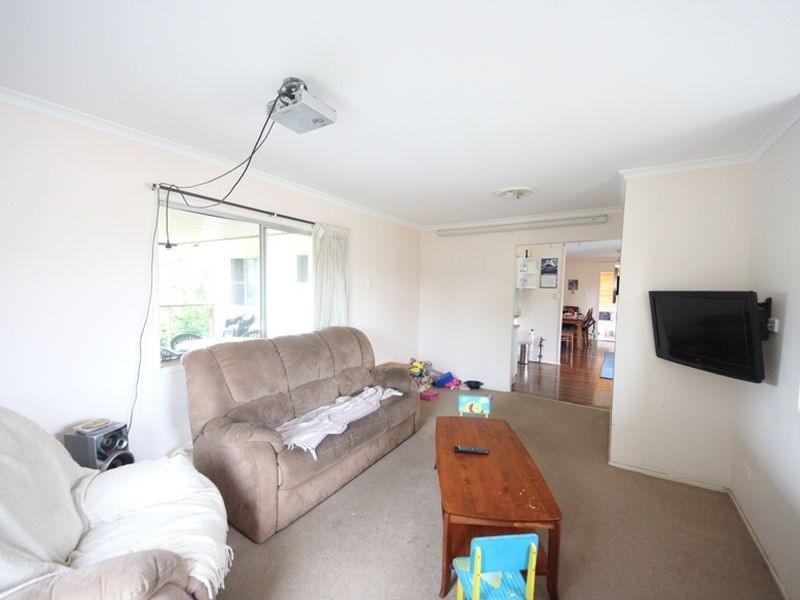 42 Andrew Street, Kallangur QLD 4503