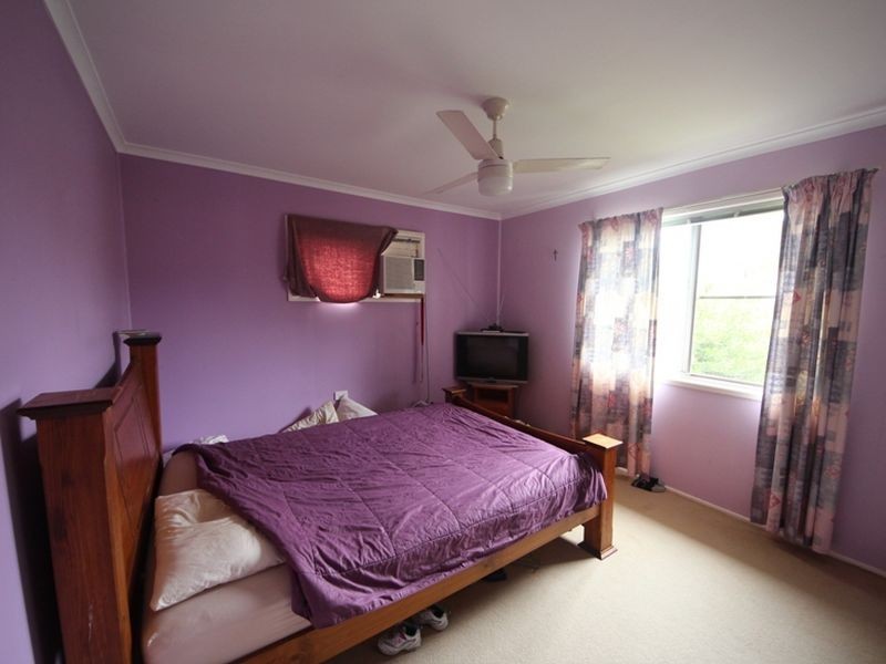 42 Andrew Street, Kallangur QLD 4503