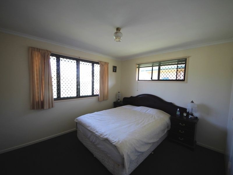 21 Sheehan Street, Kallangur QLD 4503