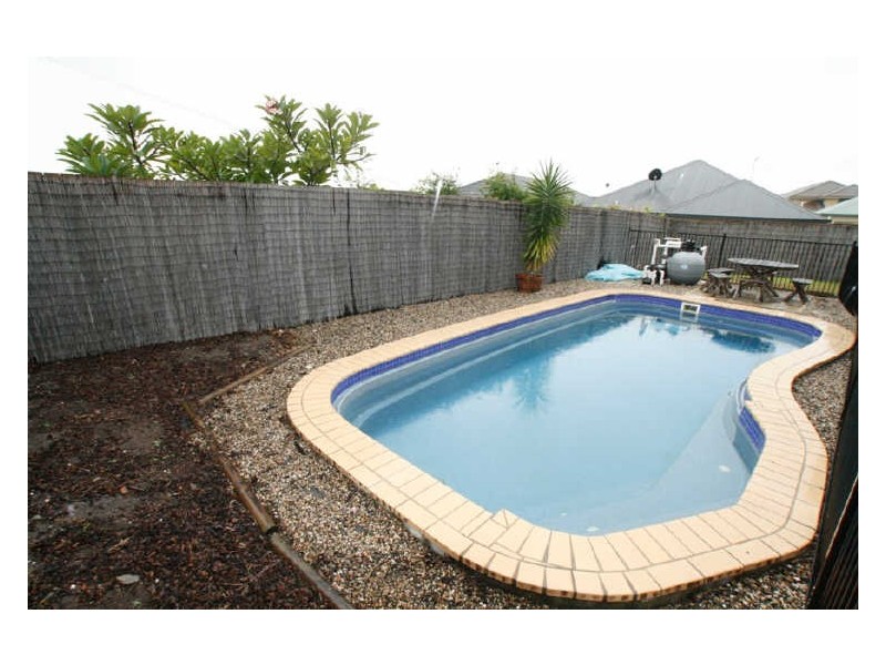 North Lakes QLD 4509