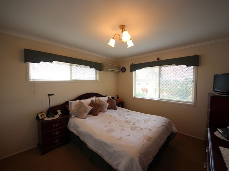 12 Baines Street, Kallangur QLD 4503