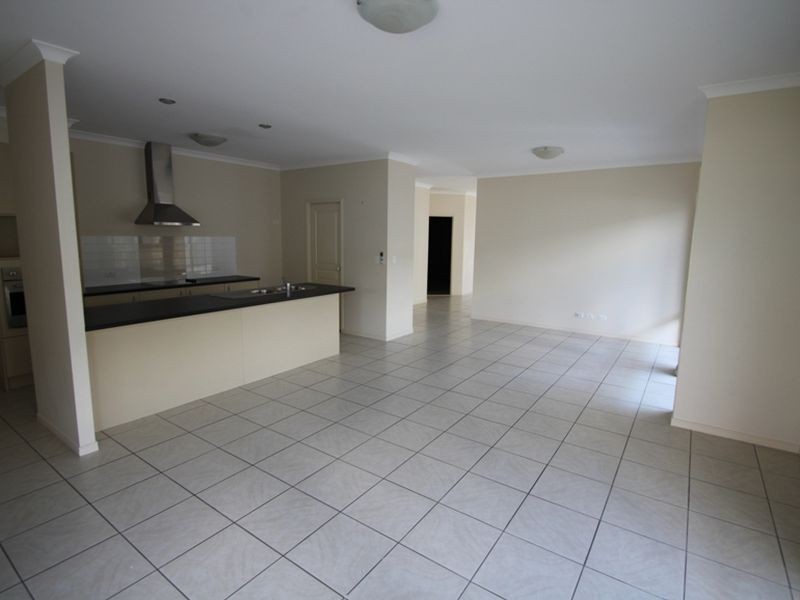 North Lakes QLD 4509
