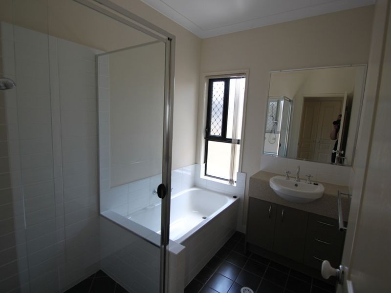 North Lakes QLD 4509