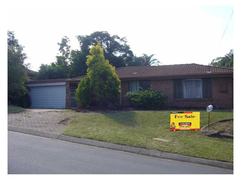 32 Belrose Avenue, Petrie QLD 4502