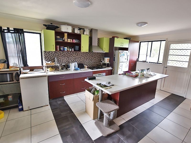 5 Young Street, Petrie QLD 4502