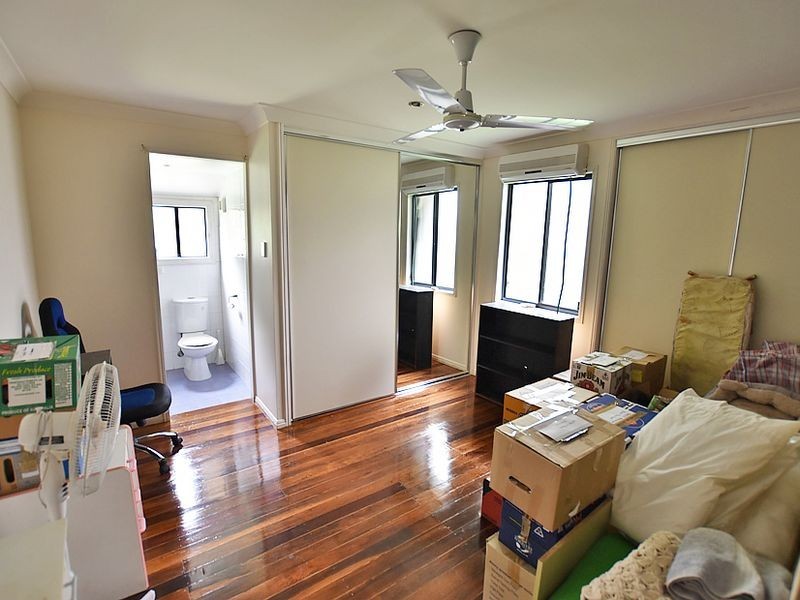 5 Young Street, Petrie QLD 4502