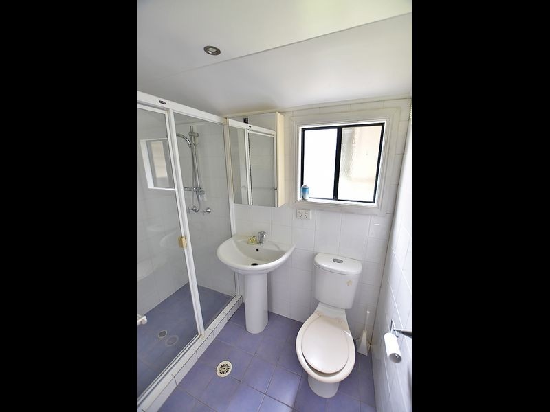 5 Young Street, Petrie QLD 4502