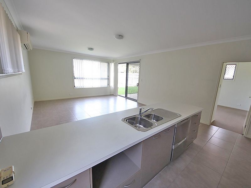 North Lakes QLD 4509