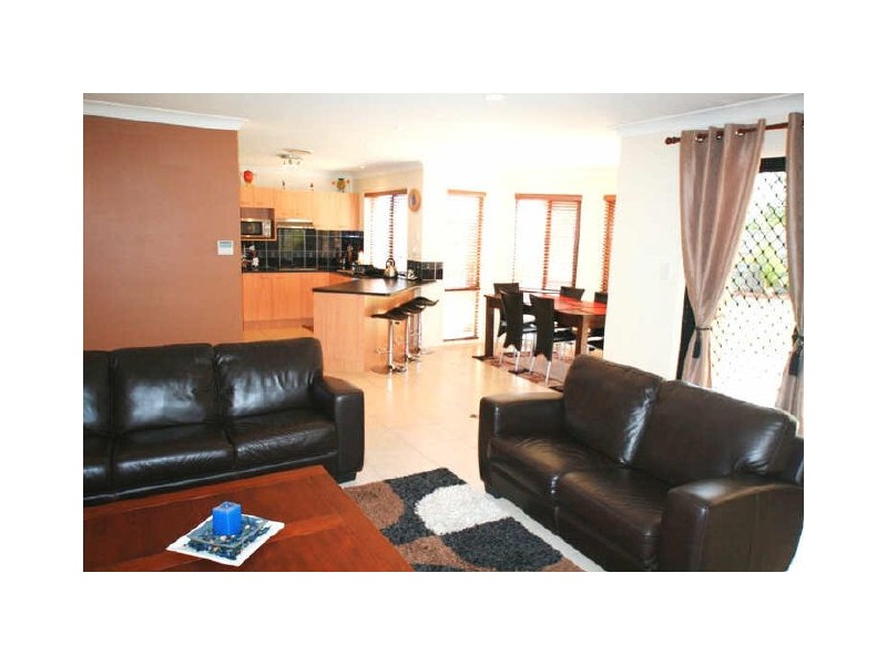 6 Cassava Court, North Lakes QLD 4509