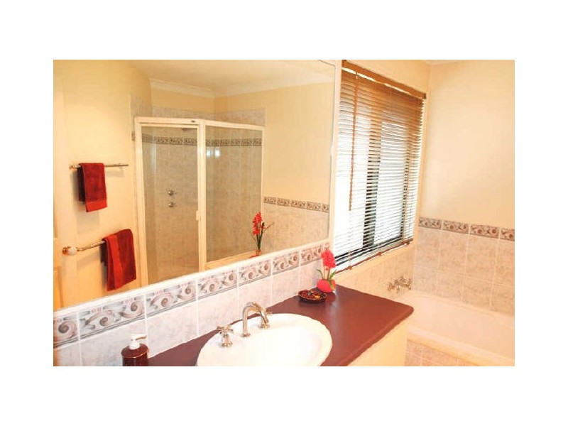 6 Cassava Court, North Lakes QLD 4509