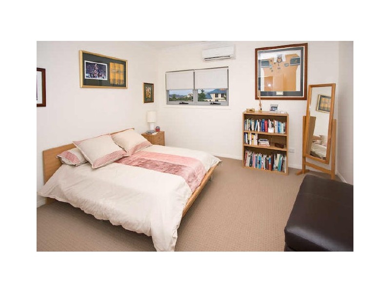 2 Moorhen Lane, North Lakes QLD 4509