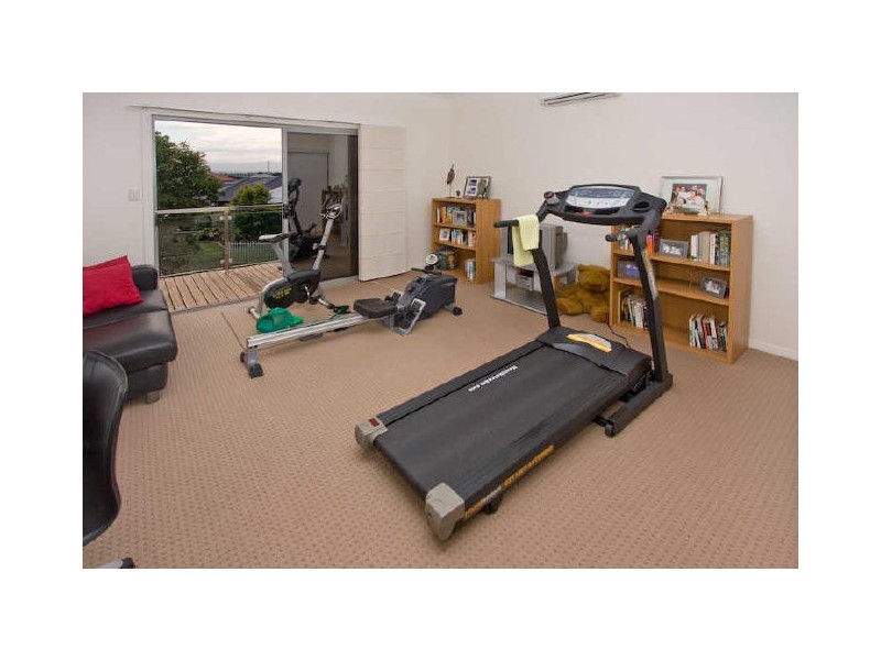 2 Moorhen Lane, North Lakes QLD 4509