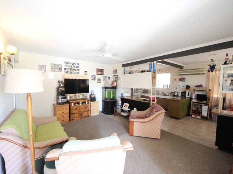 13 Baines Street, Kallangur QLD 4503