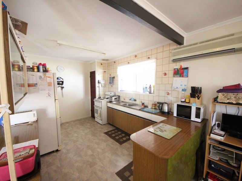 13 Baines Street, Kallangur QLD 4503