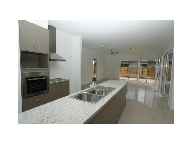 North Lakes QLD 4509