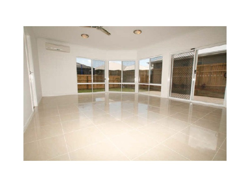 North Lakes QLD 4509