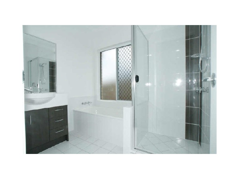 North Lakes QLD 4509