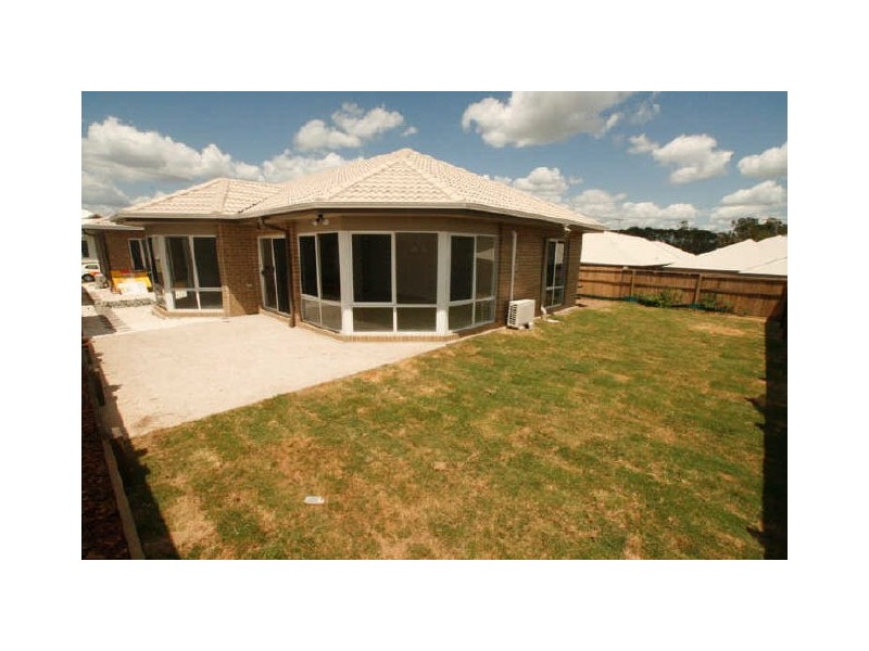 North Lakes QLD 4509