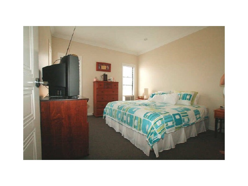 Rothwell QLD 4022
