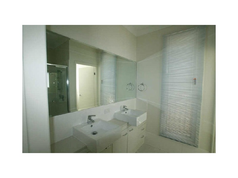North Lakes QLD 4509