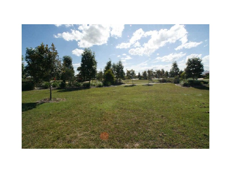North Lakes QLD 4509