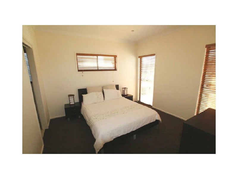 North Lakes QLD 4509