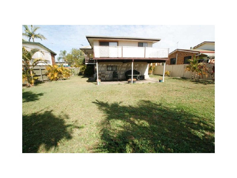 8 Oakview Court, Kallangur QLD 4503