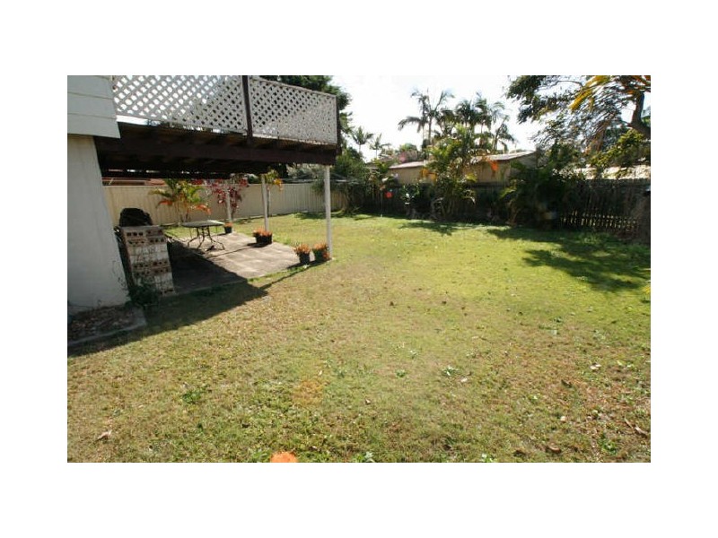 8 Oakview Court, Kallangur QLD 4503