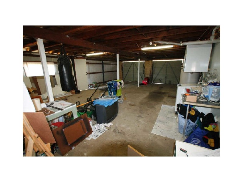 8 Oakview Court, Kallangur QLD 4503