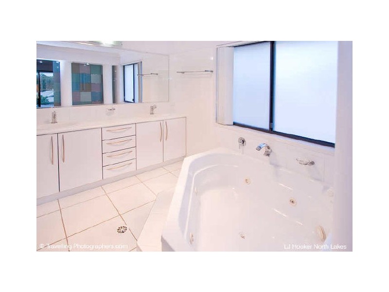 North Lakes QLD 4509