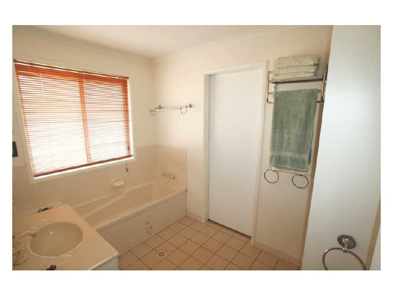 31 Winter Road, Kallangur QLD 4503