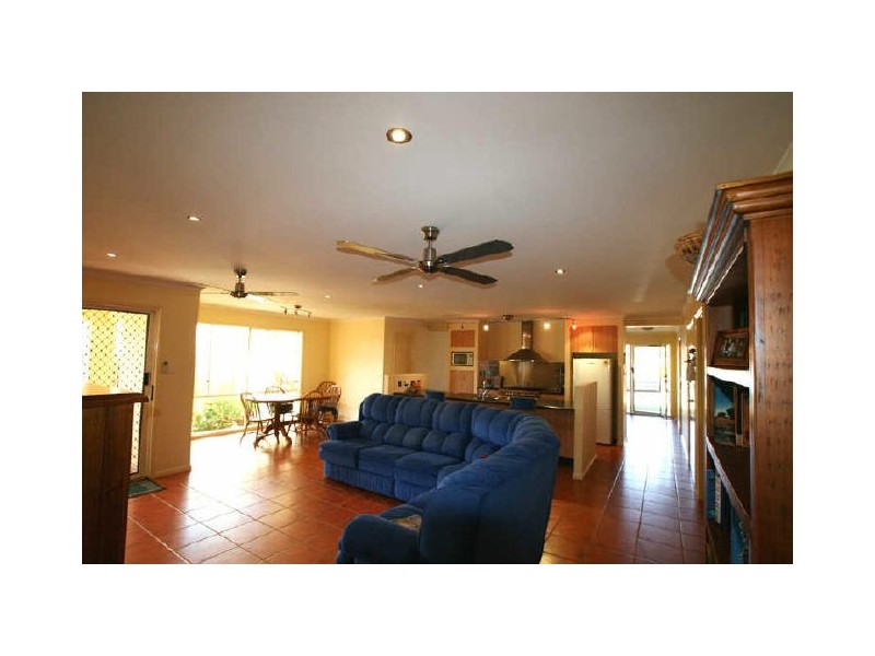 North Lakes QLD 4509