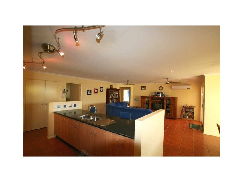 North Lakes QLD 4509