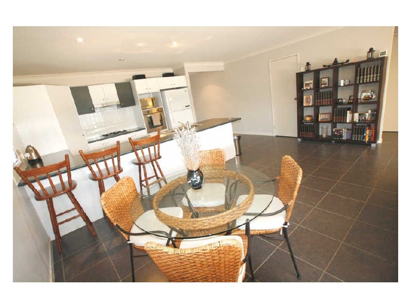 11 Park Grove Court, Kallangur QLD 4503