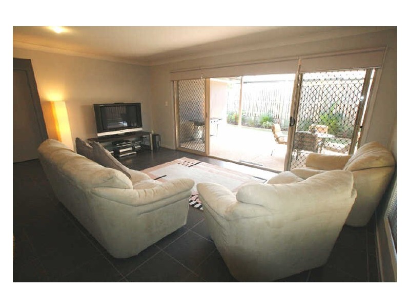 11 Park Grove Court, Kallangur QLD 4503