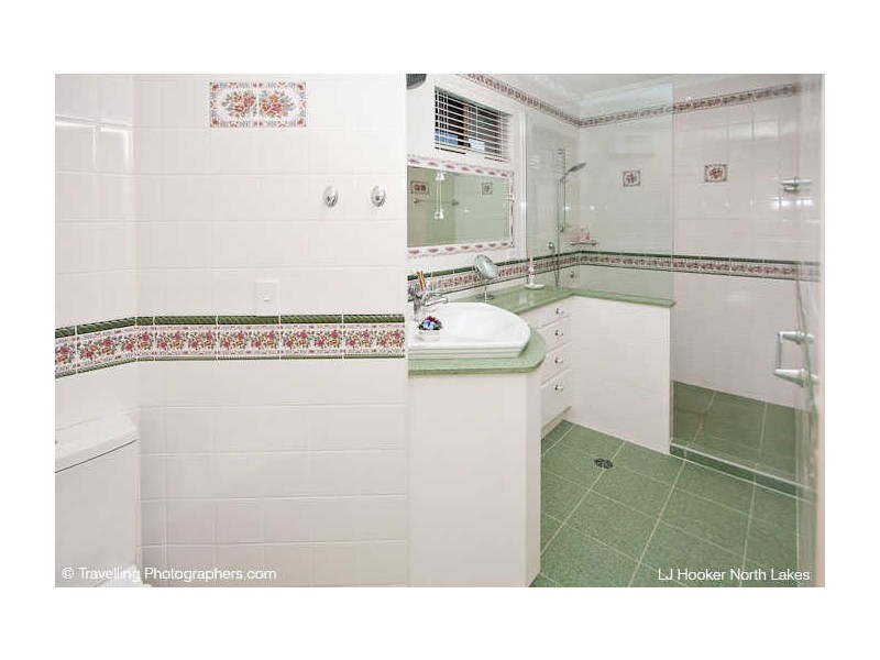 24 Bridgeport Drive, North Lakes QLD 4509