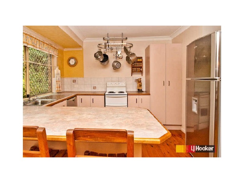 5 Theten Court, Kallangur QLD 4503