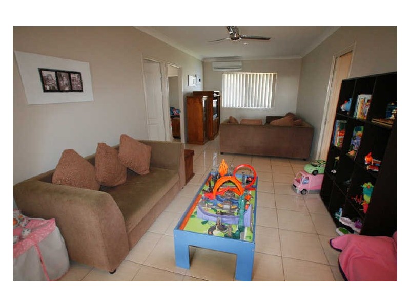 26 Yellow Robin Court, Narangba QLD 4504